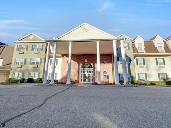 5303 Richmond Rd #303, West Milford Twp., NJ 07480