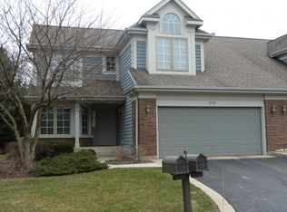 319 Lakeview Ct, Deerfield, IL