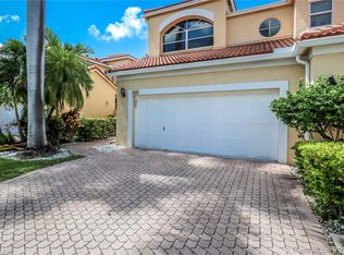 3445 NE 210th St #0, Miami, FL 33180