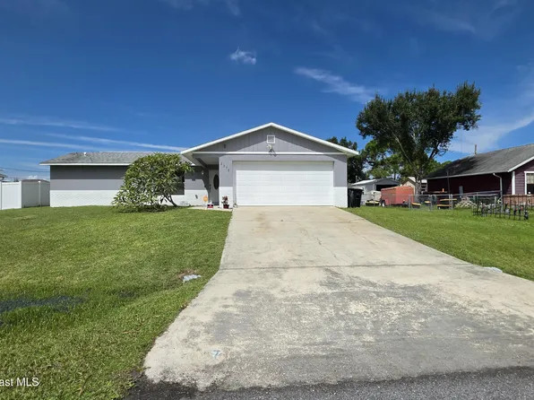 2070 Waverly Ave SE, Palm Bay, FL 32909
