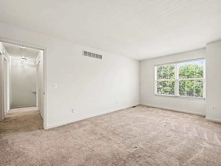 2878 Barclay Way — Photo 35
