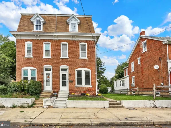 943 Queen St, Pottstown, PA 19464