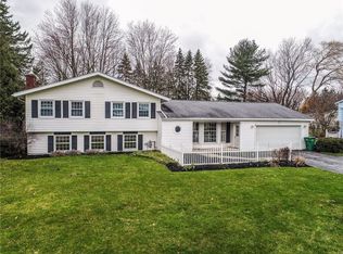 17 Buchanan Rd, Pittsford, NY 14534