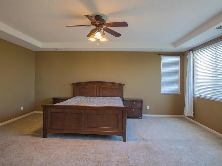 2674 Torrey Pines Dr — Photo 17