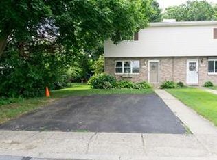 172 Roberts St, Alburtis, PA 18011
