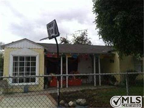 2nd image of 9385 Ilex Ave