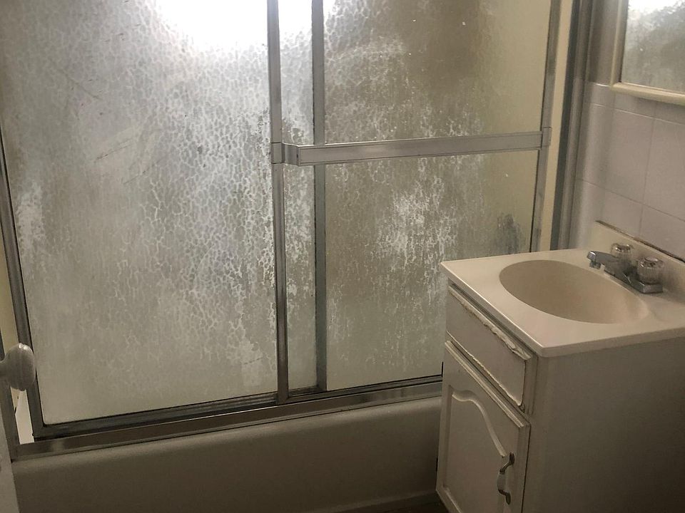 1st image of 151 Tulip Ave