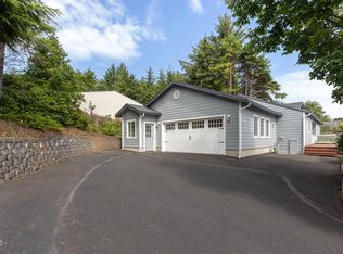 539 SE Neptune Ave, Lincoln City, OR 97367