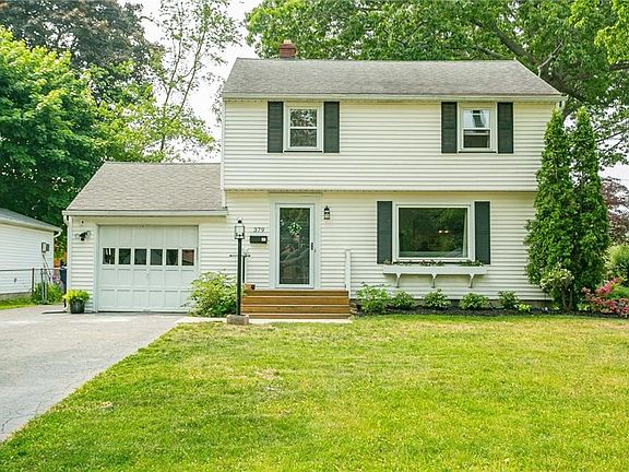 2nd image of 379 Brandon Rd