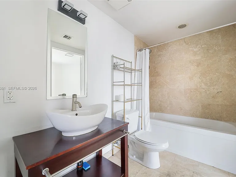 350 S Miami Ave #2411 — Photo 6