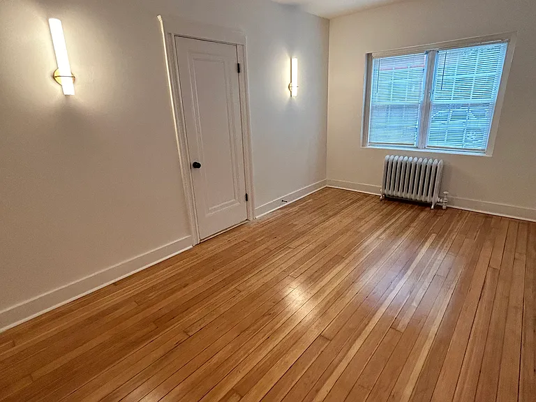 109 Montgomery St #2 — Photo 22