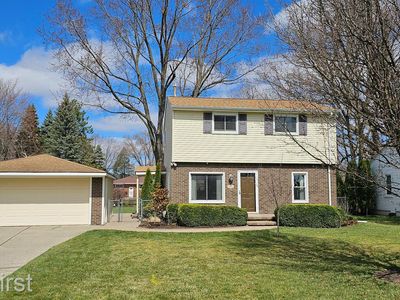 23351 Harrellson St, Macomb, MI, 48042