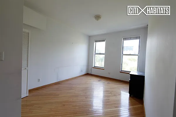 Rented by Citi Habitats | media 32