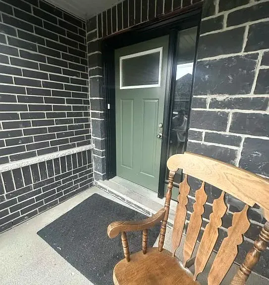 105 Woodedge Cir — Photo 3