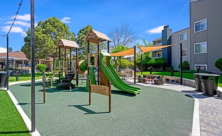 z-052826-Grove at City Center — Photo 34