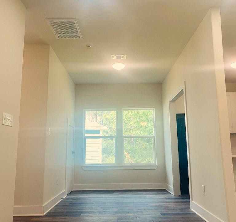 1st image of 12108 Turnberry Cv #19