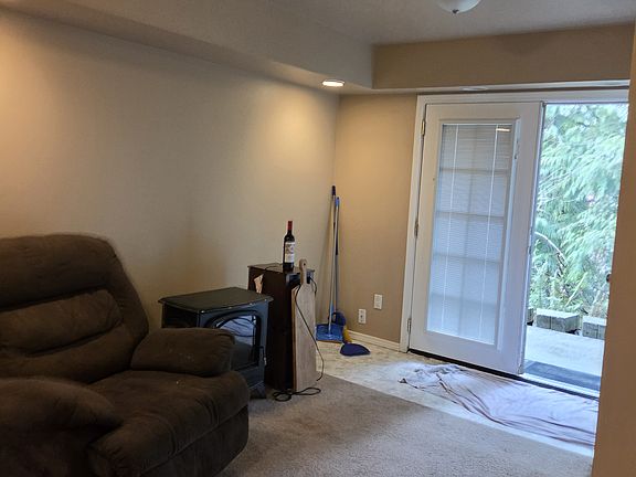 2nd image of 5607 Parkside Dr #1