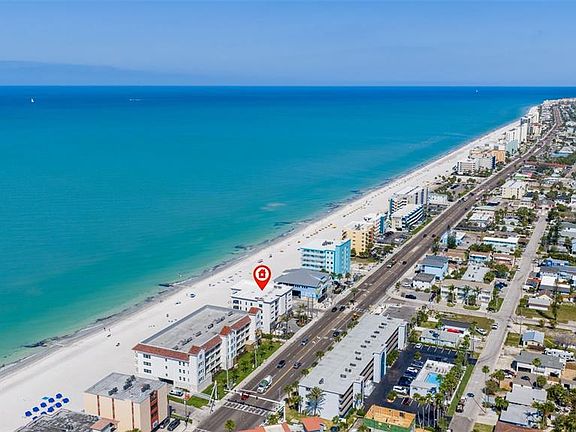 3rd image of 14048 Gulf Blvd #201