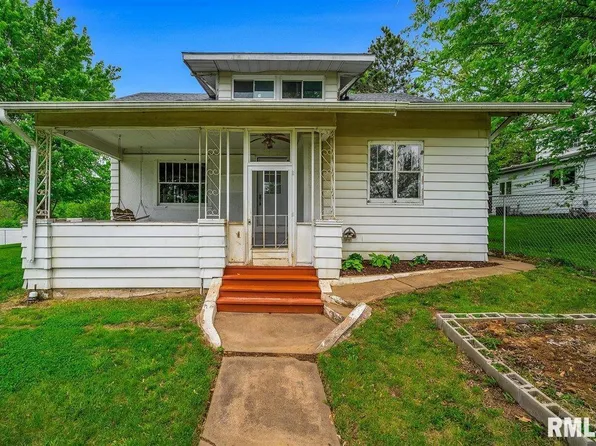 507 W Main St, Toulon, IL 61483