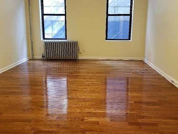 5th image of 4126 73rd St APT C21