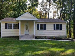 11 Sky Top Dr, Wappingers Falls, NY 12590