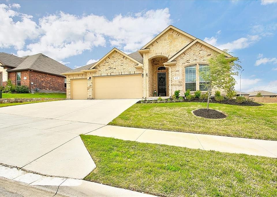 1st image of 421 Wild Onion Ln