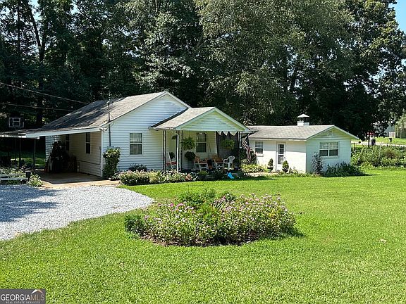 3rd image of 4849 Lee Rd