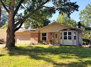 13 Sherri Ln, Saint Peters, MO 63376