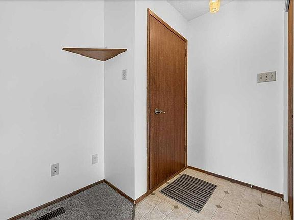 5th image of 1329 NW Osler St