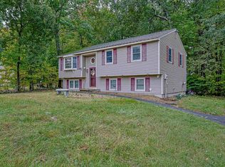 4 Spinnaker Drive, Derry, NH 03038