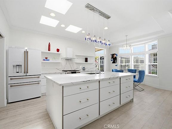 4th image of 252 Mayflower Dr