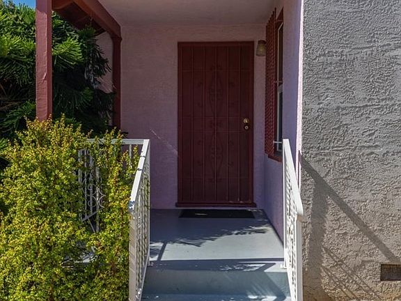 3rd image of 13316 Towne Ave