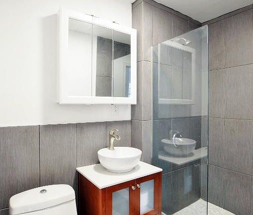 4th image of 750 Greenwich St APT 2N