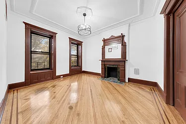 209 Jefferson Avenue, #3