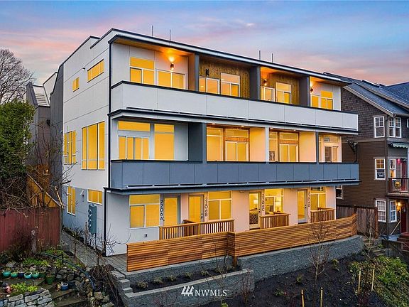 2nd image of 2206 D 11th Avenue W