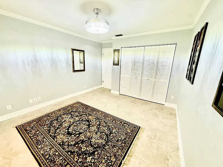 916 Savannas Point Dr #B — Photo 32