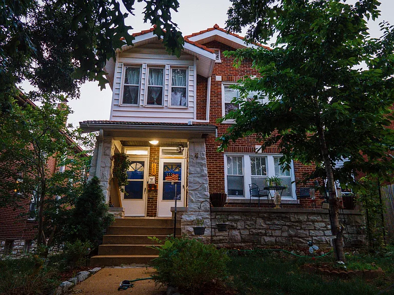 5030 Winona Ave #2F — Photo 24