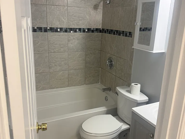 4321 Kentland Dr #BASEMENT — Photo 5