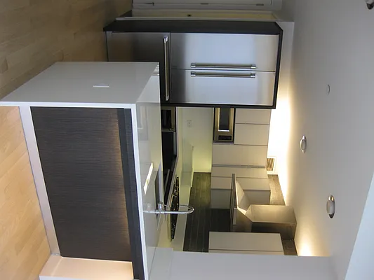 Rented by RELO REDAC INC. | media 47