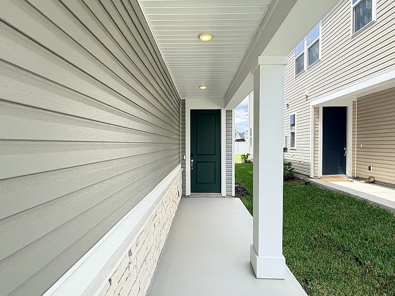 6039 Oracle Ct #1 — Photo 2