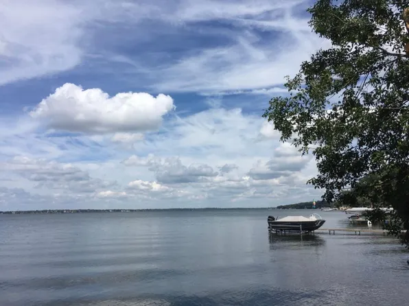 3048 Waunona Way, Madison, WI 53713