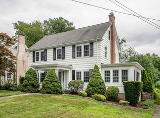 52 Arnoldale Rd, West Hartford, CT 06119