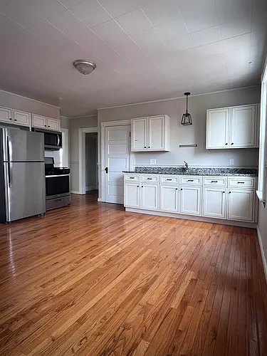 12 Grant St #3 Photo 1