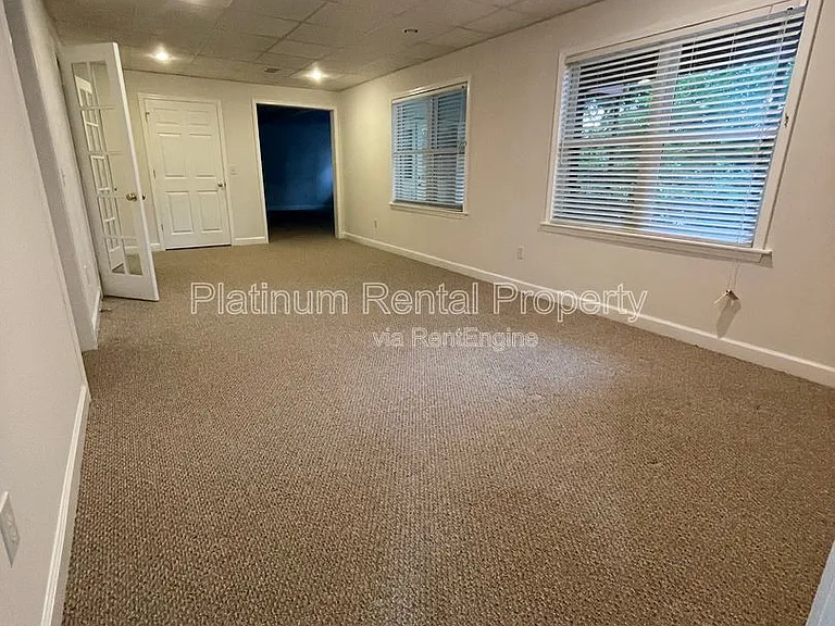 870 Ingleside Dr — Photo 60