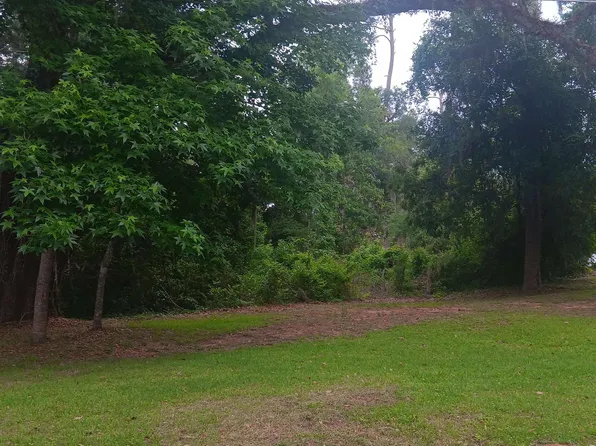 1908 Atapha Nene, Tallahassee, FL 32301