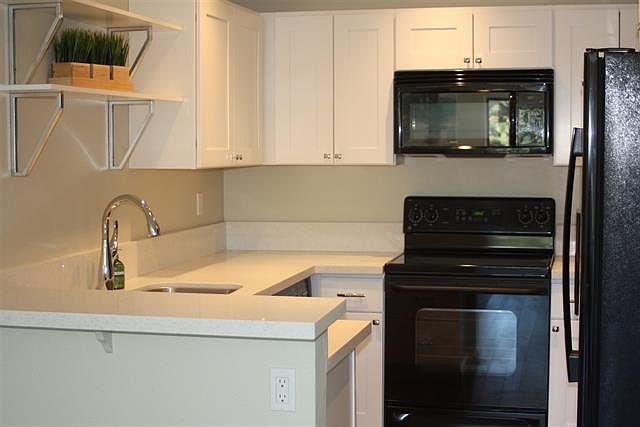 2nd image of 6757 Friars Rd Unit 42