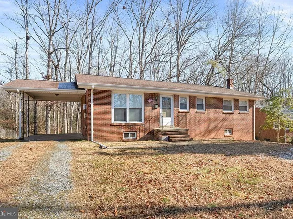 15 Winston Pl, Fredericksburg, VA 22405