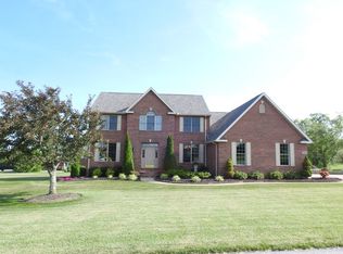 4008 Lakeview Dr, Maysville, KY 41056