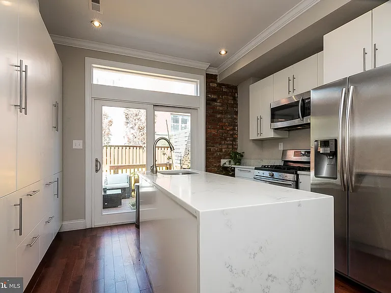 2030 Flagler Pl NW — Photo 12