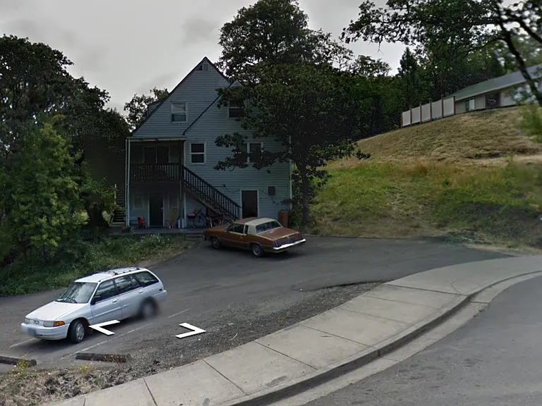 453-455 SE Dos Gatos Ct #457 — Photo 3